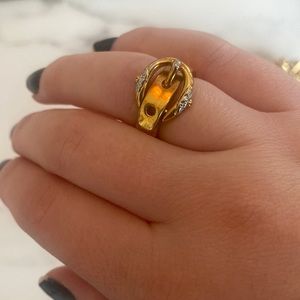 Henri Bendel gold buckle ring size ~6 ⭐️💍✨